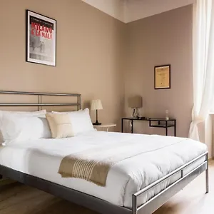 Appartamento Altido Gracious Navigli Flat, Easy Access To Centre 